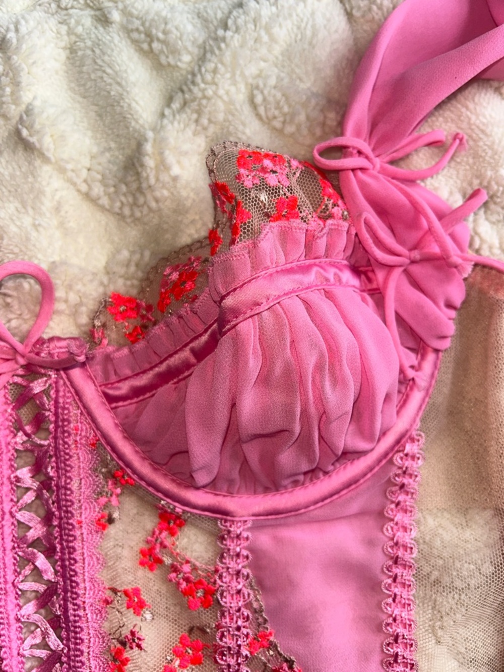 Pink Floral Lace Ruffled Bralette Top - Picture 13 of 17